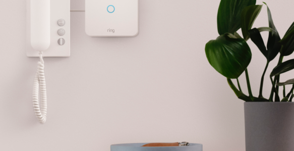 Ring, una società Amazon, presenta il nuovo Ring Intercom, il dispositivo che rende smart il citofono di casa